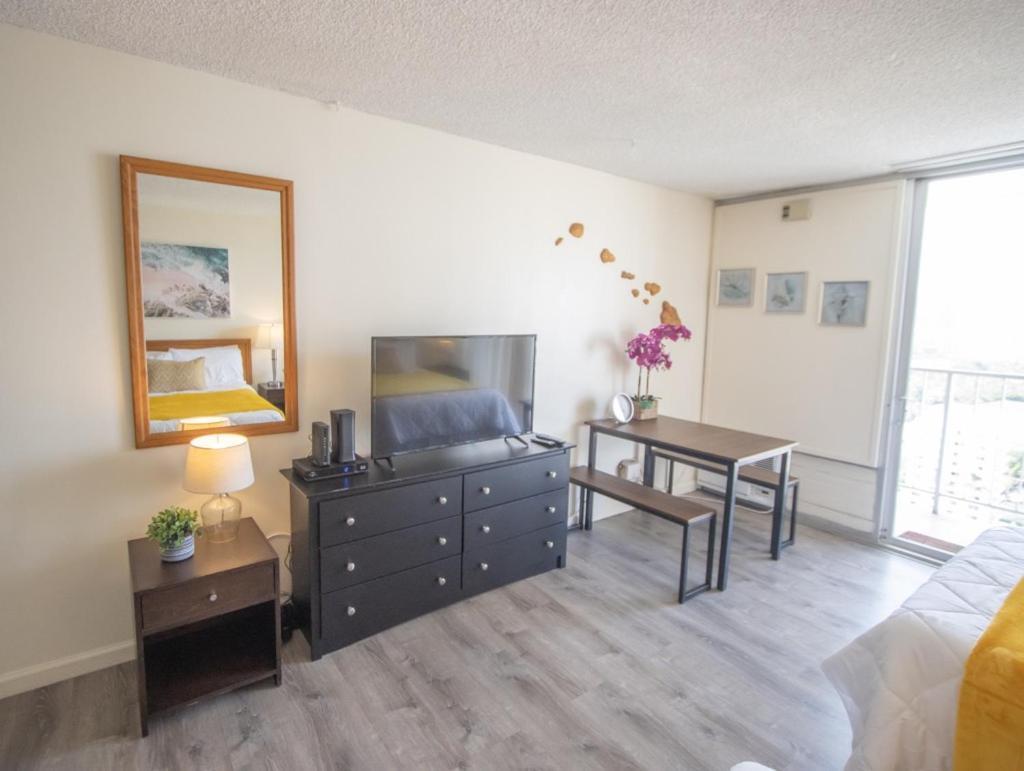 Marine Surf Waikiki 2108 - Parking Included Apartment Honolulu Exterior photo